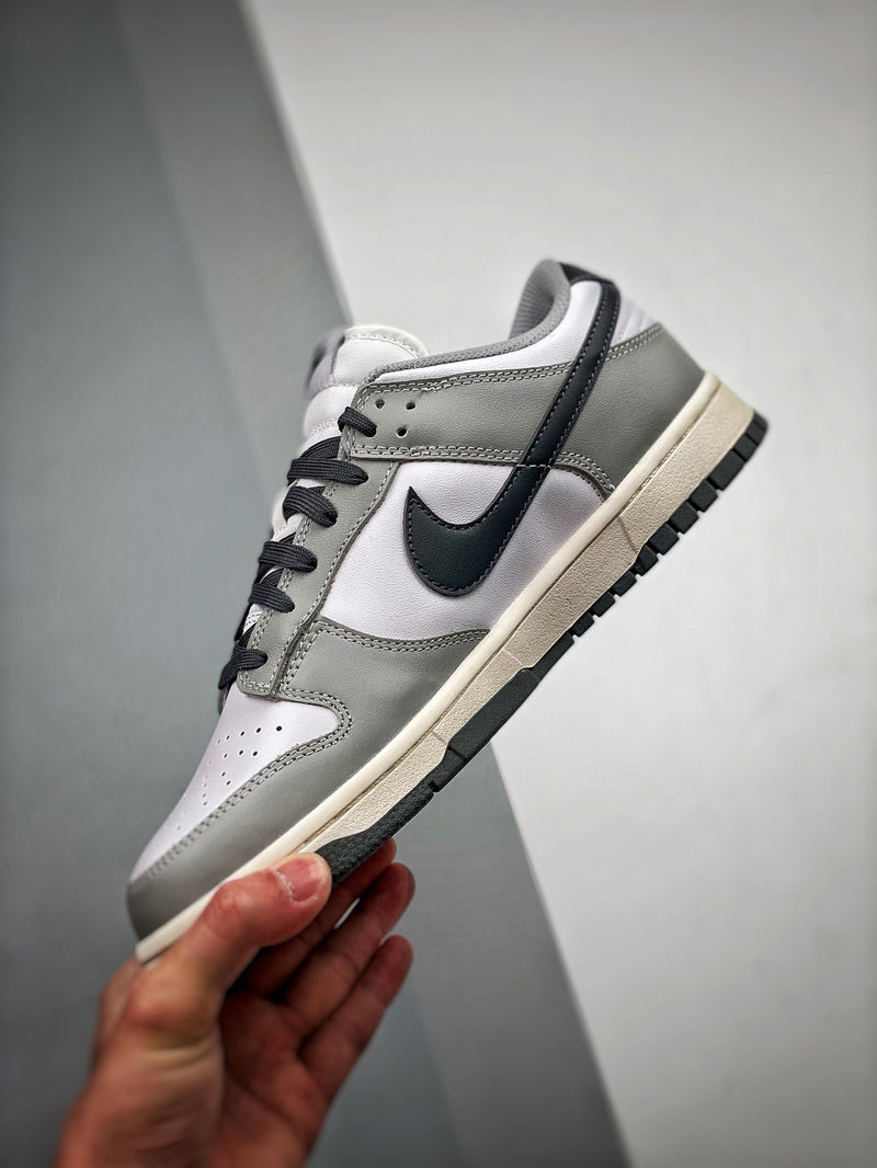 Tênis Nike Dunk Low Light Smoke Grey