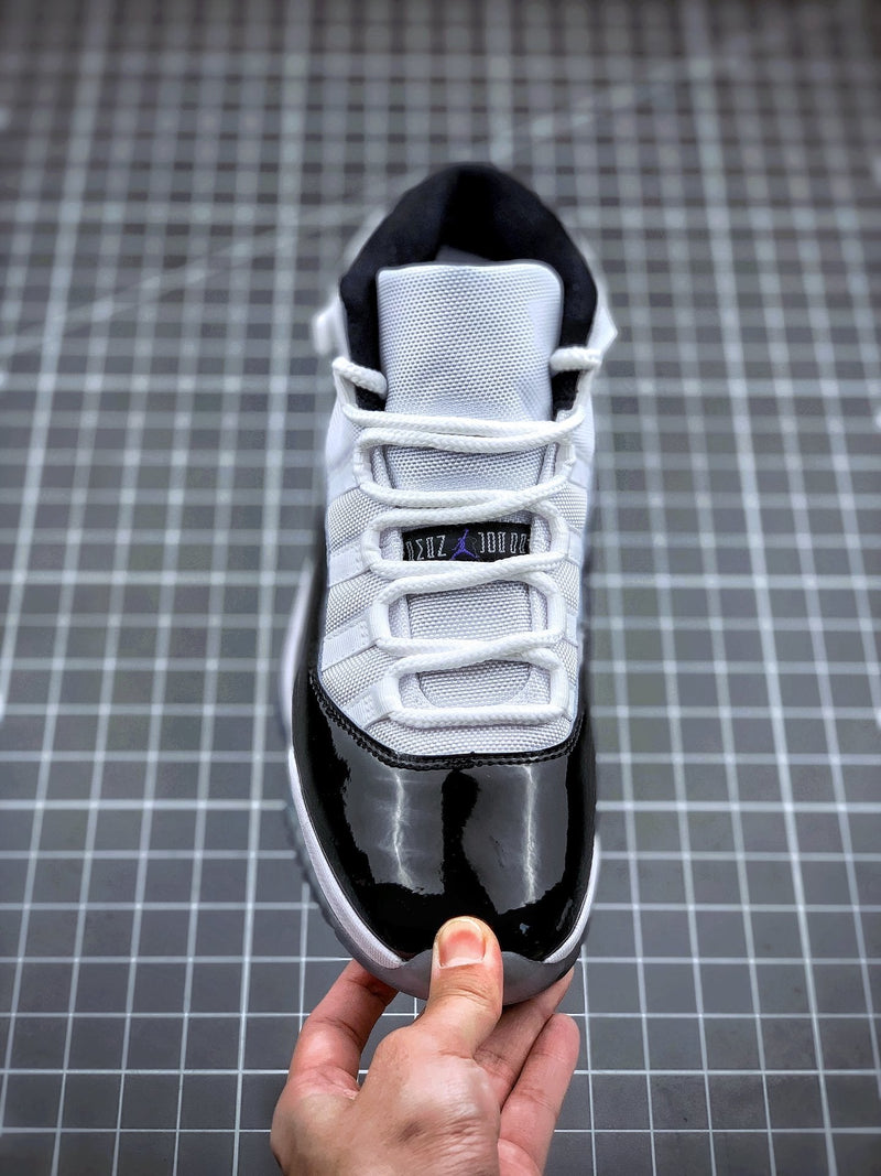 Tênis Nike Air Jordan 11 "Concord"