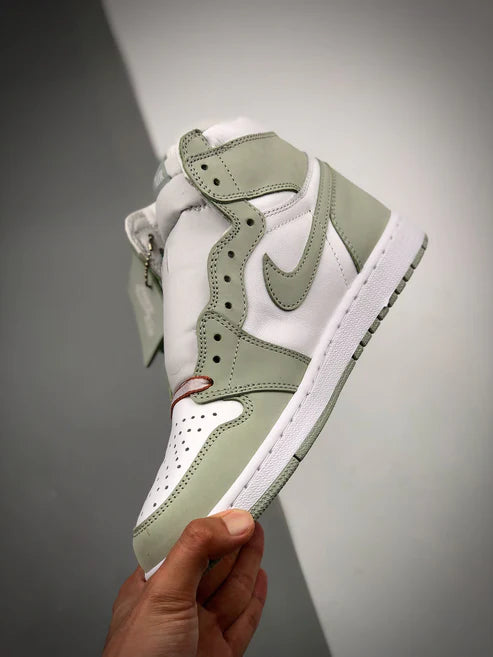 Tênis Nike Air Jordan 1 High "Seafoam"