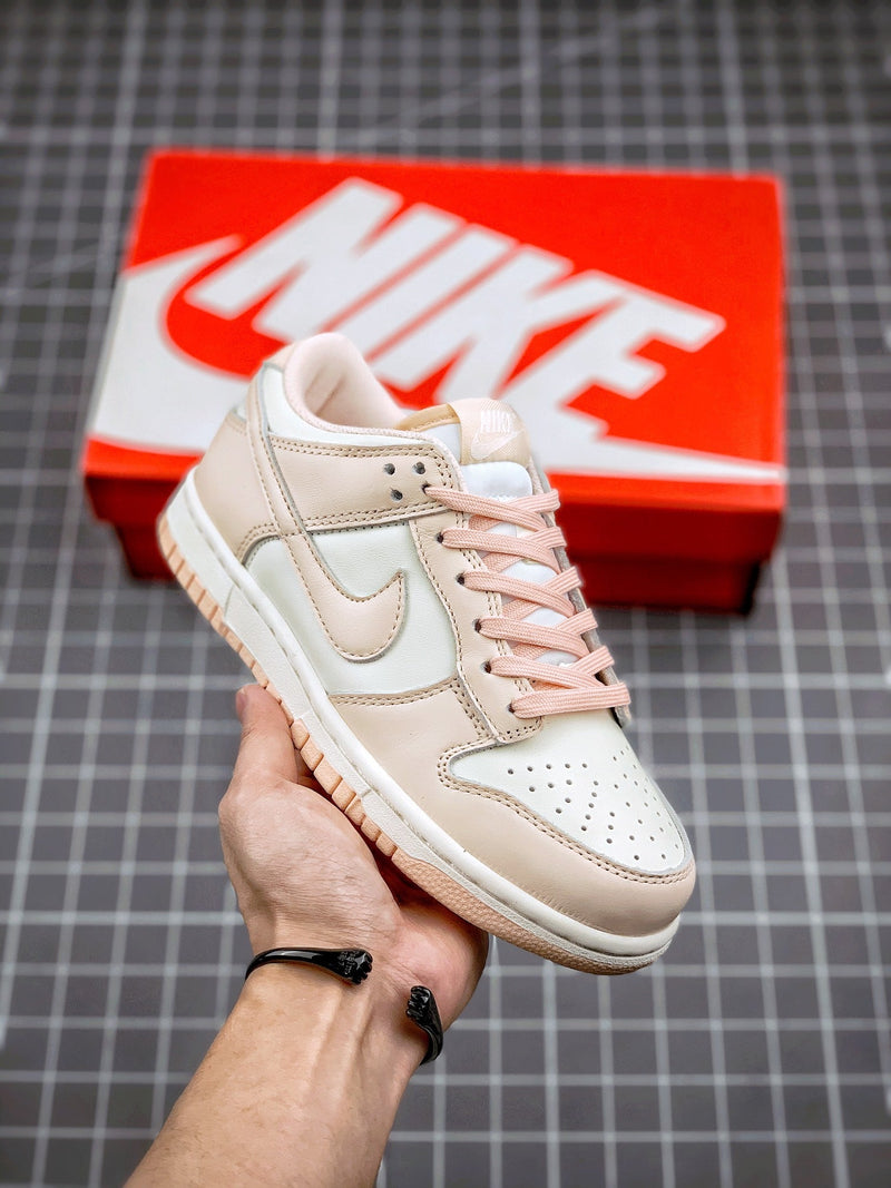 Tênis Nike SB Dunk Low "Orange Pearl"