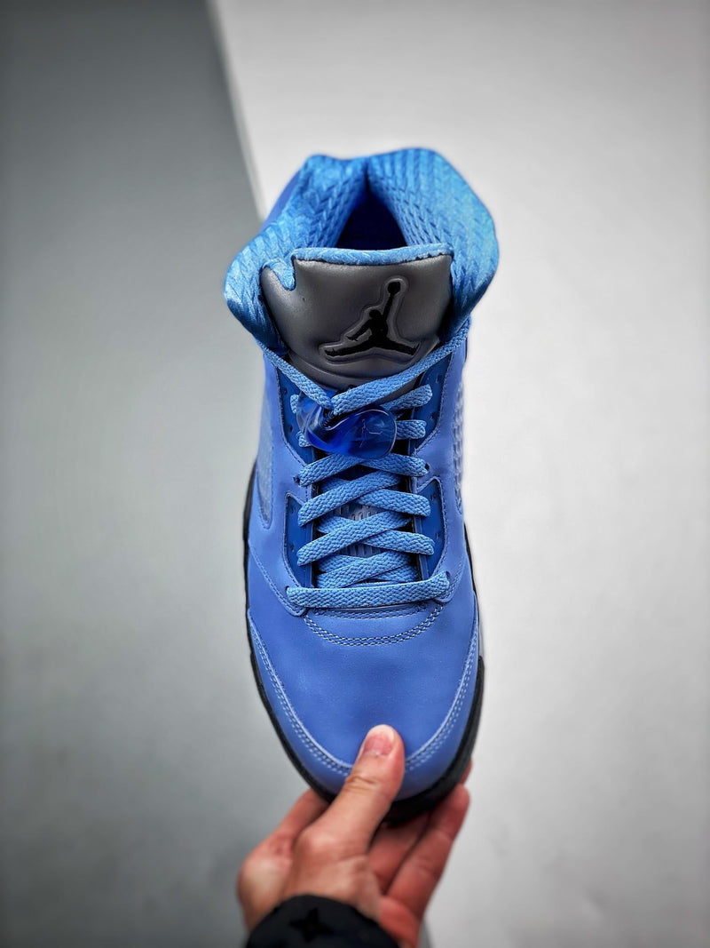 Tênis Nike Air Jordan 5 "Retro SE UNC"