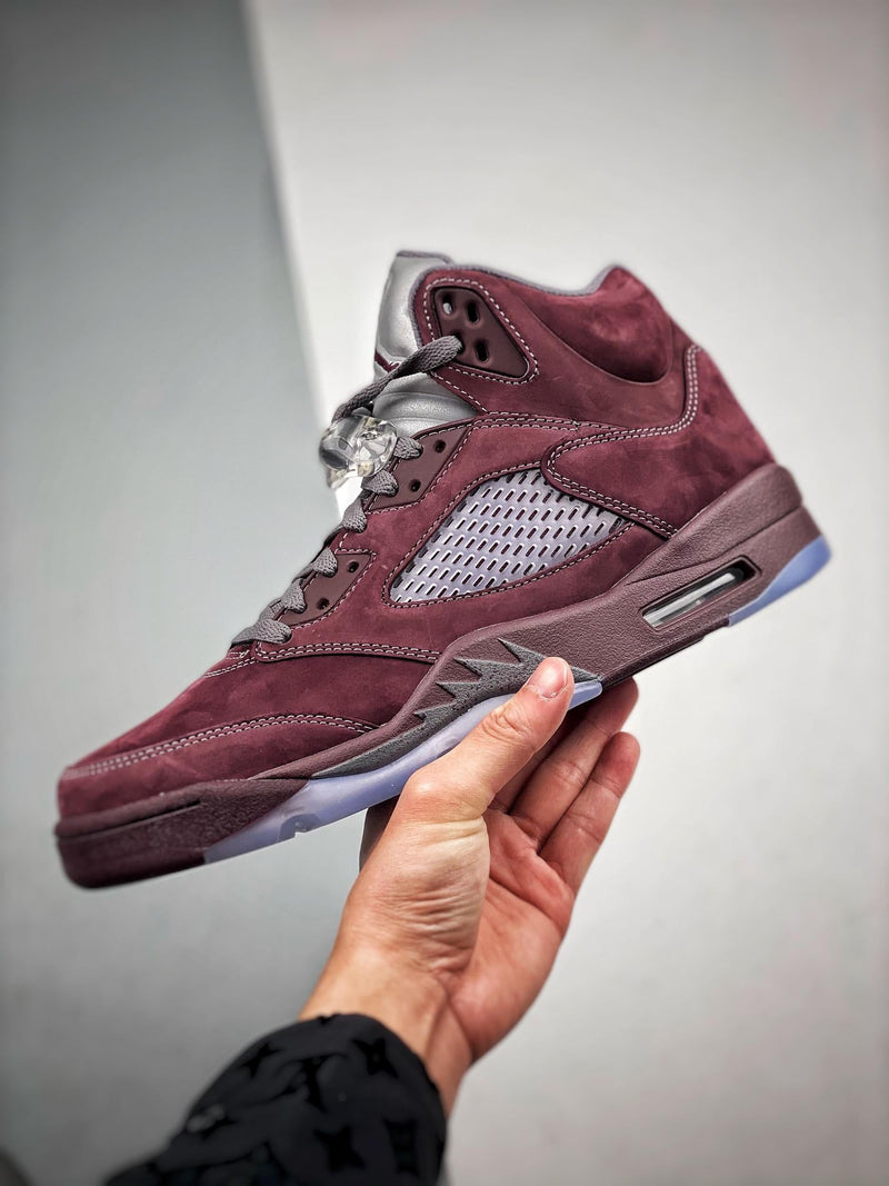 Tênis Nike Air Jordan 5 "Burgundy"