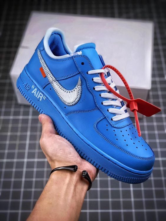 Tênis Nike Air Force Low x Off-White 'MCA'