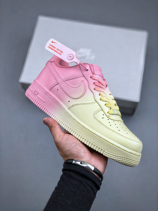 Tênis Nike Air Force 1 Low Pink Dye