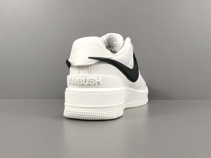 Tênis Nike Air Force 1 Low x Ambush