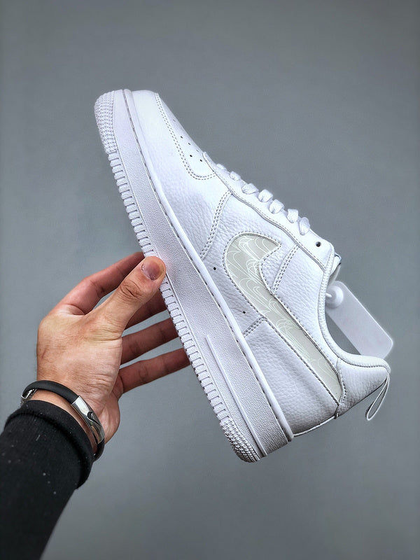 Tênis Nike Air Force 1 Low LV8 Junior