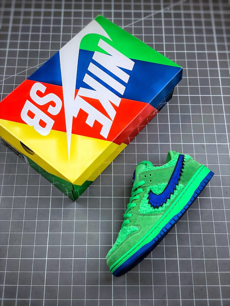 Tênis Nike SB Dunk Low 'Three Bear Packs' Green
