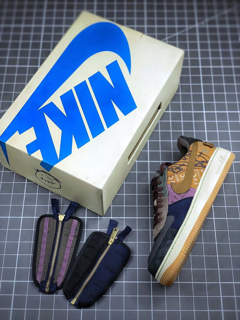 Tênis Travis Scott x Nike Air Force 1 Low 'Cactus Jack'