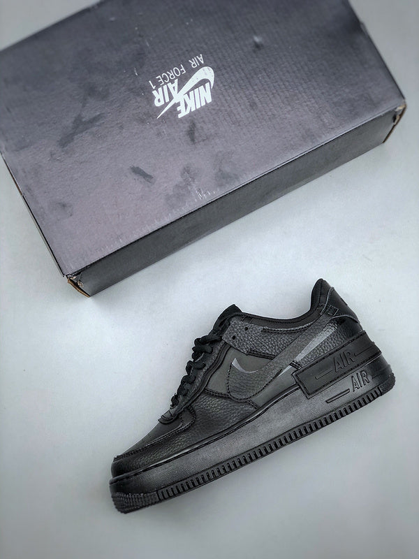 Tênis Nike Air Force 1 Low Shadow Triple