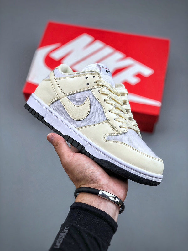 Tênis Nike SB Dunk Low "Coconut Milk"