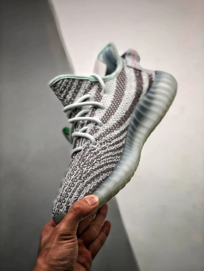 Tênis Adidas Yeezy 350 Boost V2 Blue Tint