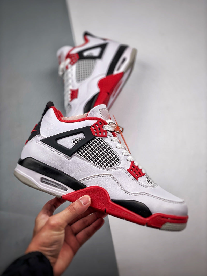 Tênis Nike Air Jordan 4 Retro "Fire Red"