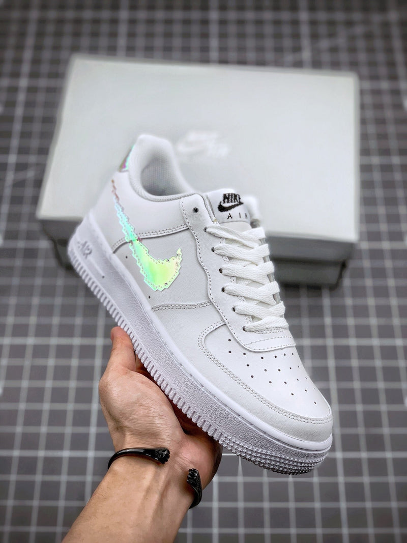 Tênis Nike Air Force 1 Low Laser v2