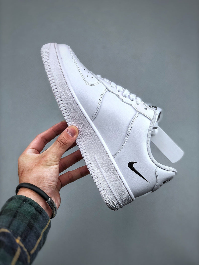 Tênis Nike Air Force 1 Low Multi Swooshes