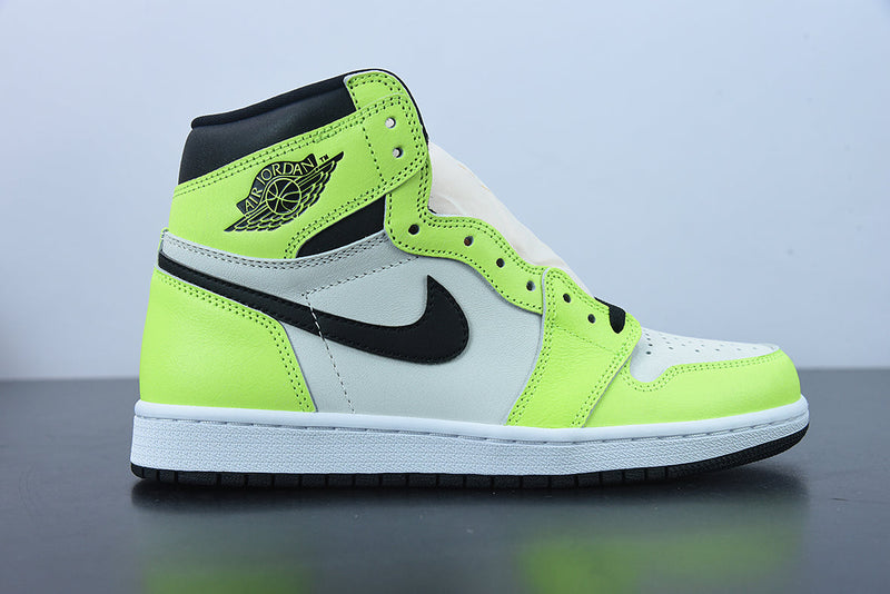 Tênis Nike Air Jordan 1 High "Volt"