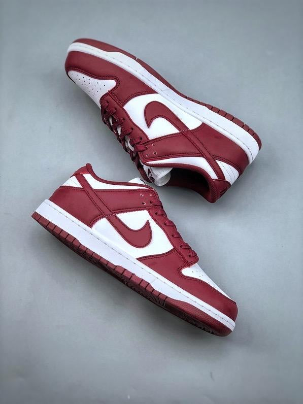 Tênis Nike SB Dunk Low "Wine Red"