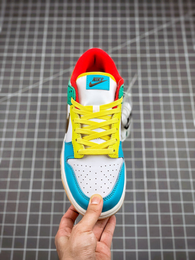 Tênis Nike SB Dunk Low "Free 99"