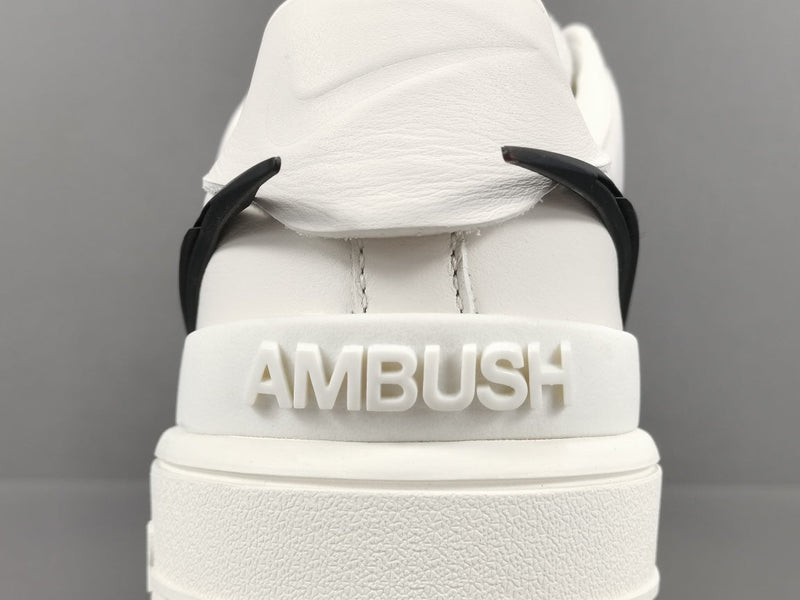 Tênis Nike Air Force 1 Low x Ambush