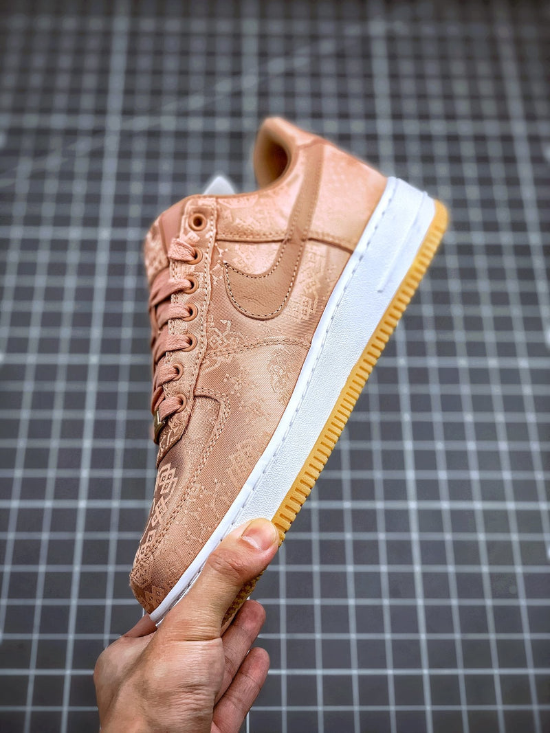 Tênis Nike Air Force 1 Low x Louis Vitton