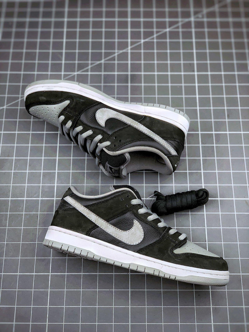 Tênis Nike SB Dunk Low J-PAC "Shadow"