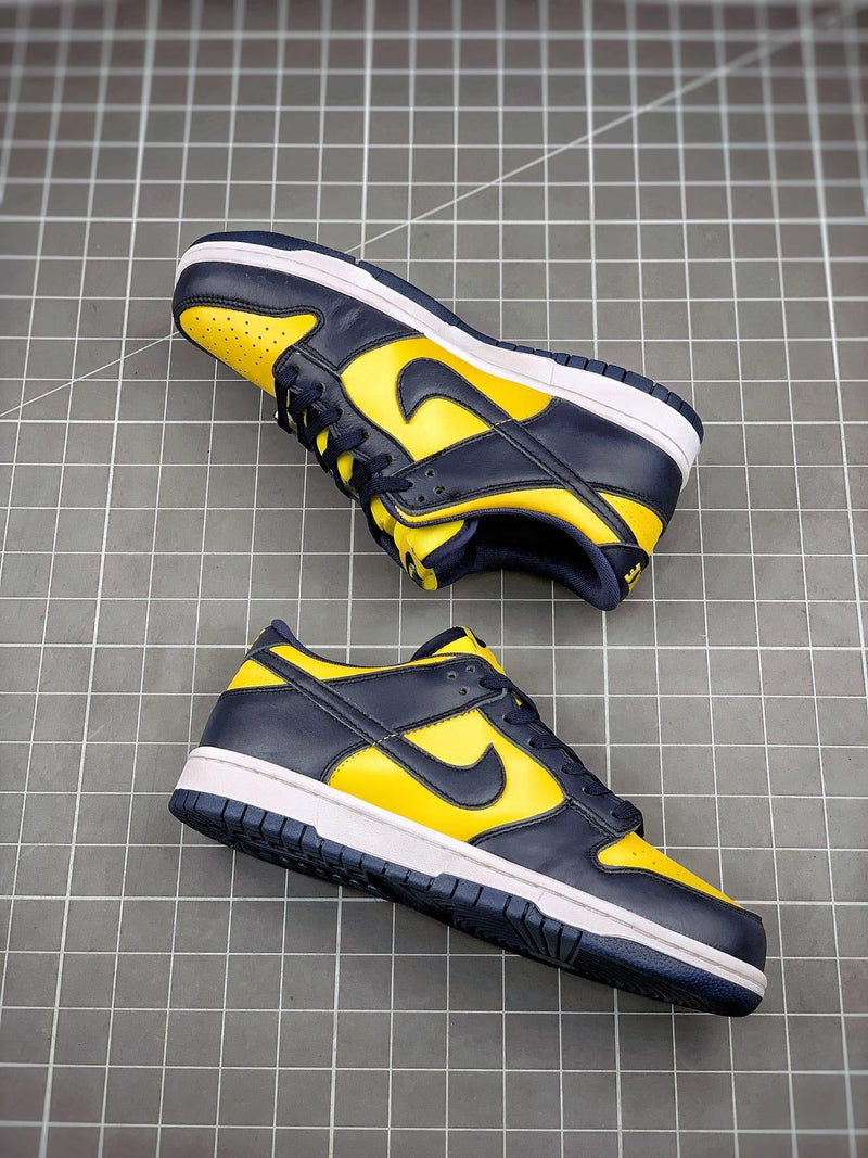 Tênis Nike SB Dunk Low "Michigan"