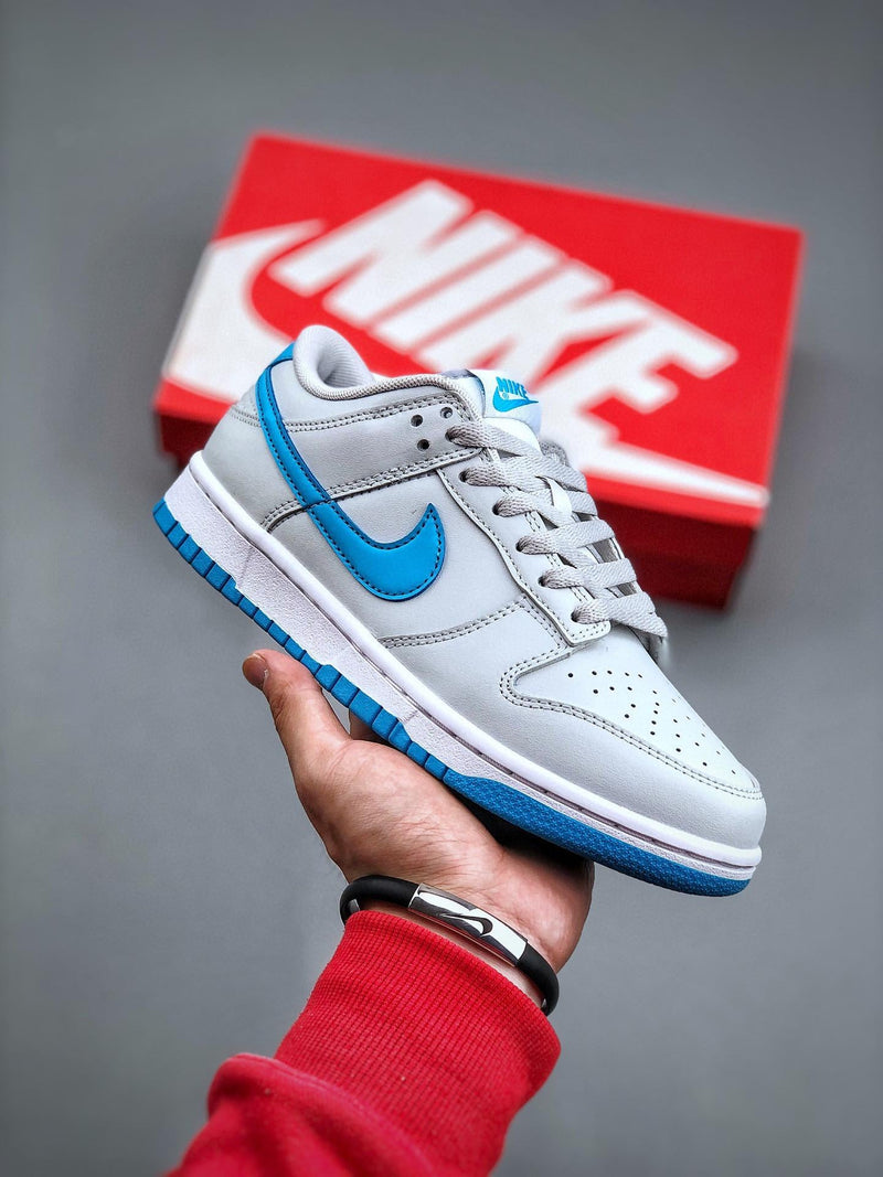 Tênis Nike SB Dunk Low "Light Blue"