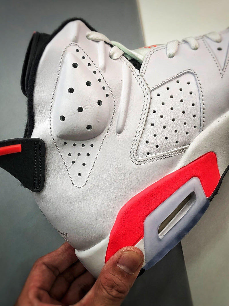 Tênis Nike Air Jordan 6 Retro "Infrared White"