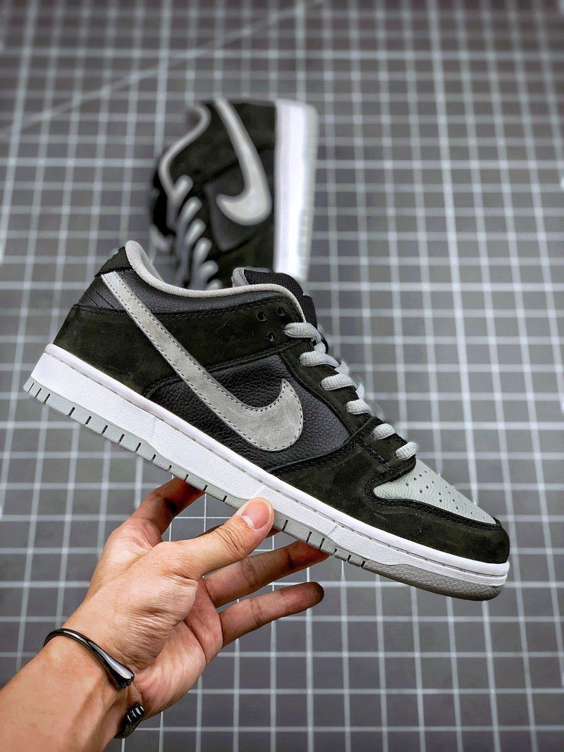 Tênis Nike SB Dunk Low J-PAC "Shadow"