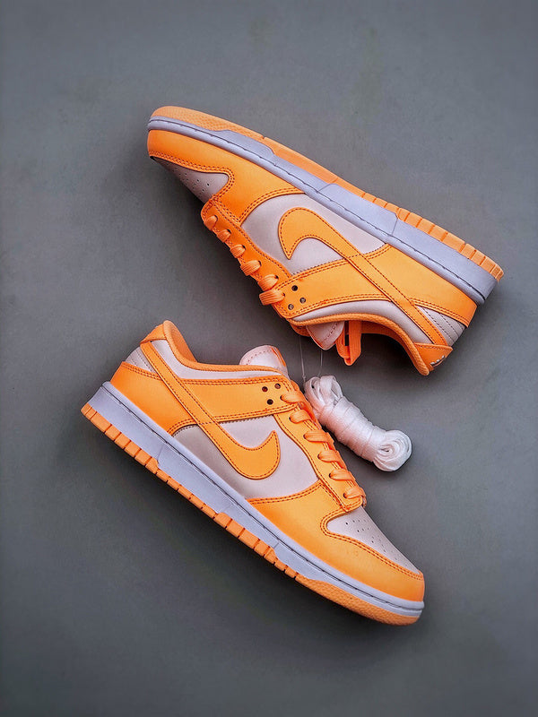 Tênis Nike SB Dunk Low "Peach Ceam"