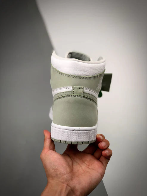 Tênis Nike Air Jordan 1 High "Seafoam"