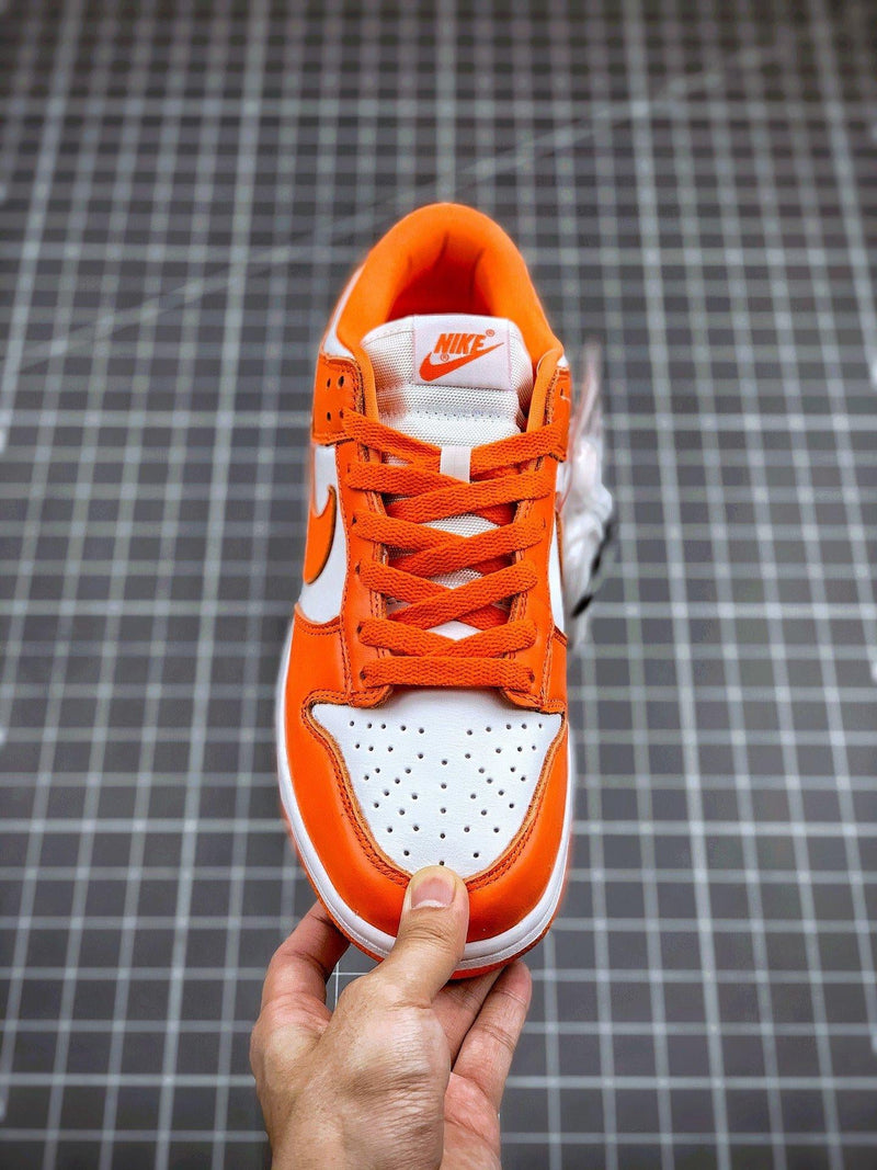 Tênis Nike SB Dunk Low "Syracuse"