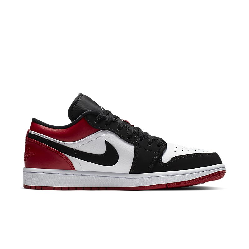 Tênis Nike Jordan 1 Low Black Toe