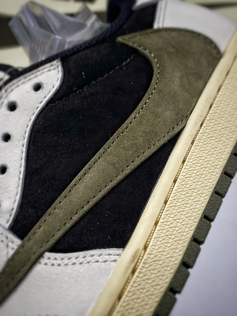 Tênis Travis Scott x Nike Air Jordan 1 Low 'Olive'