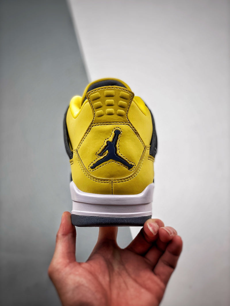 Tênis Nike Air Jordan 4 Retro "Lightning"