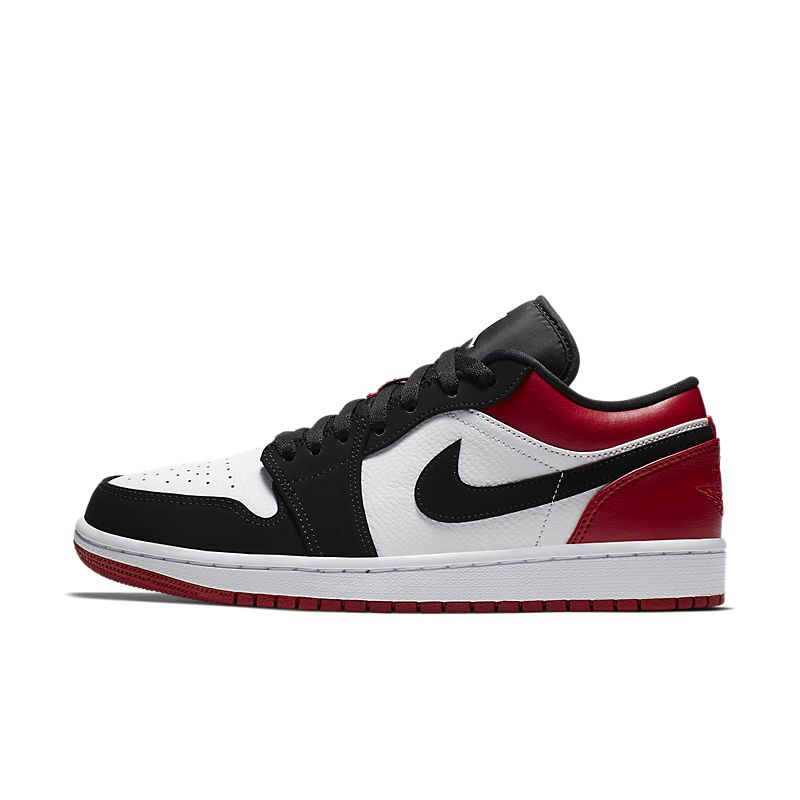 Tênis Nike Jordan 1 Low Black Toe