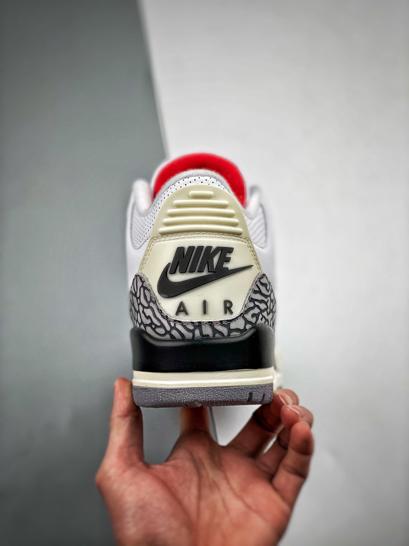 Tênis Nike Air Jordan 3 White Cement Reimagined"