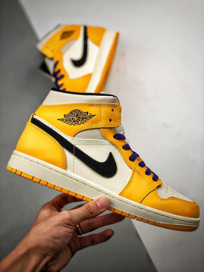 Tênis Nike Air Jordan 1 Mid SE "Lakers"