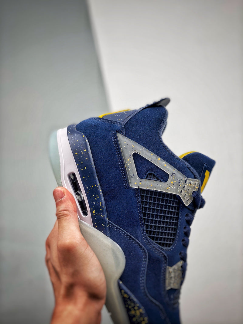 Tênis Nike Air Jordan 4 "Michigan"