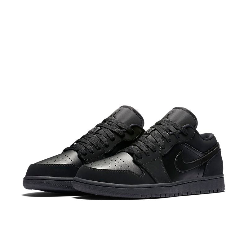 Tênis Nike Air Jordan 1 Low Retro Triple Black