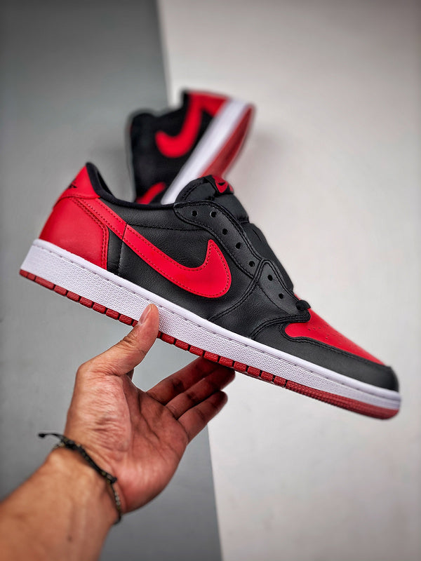 Tênis Nike Air Jordan 1 Low Retro "Bred"