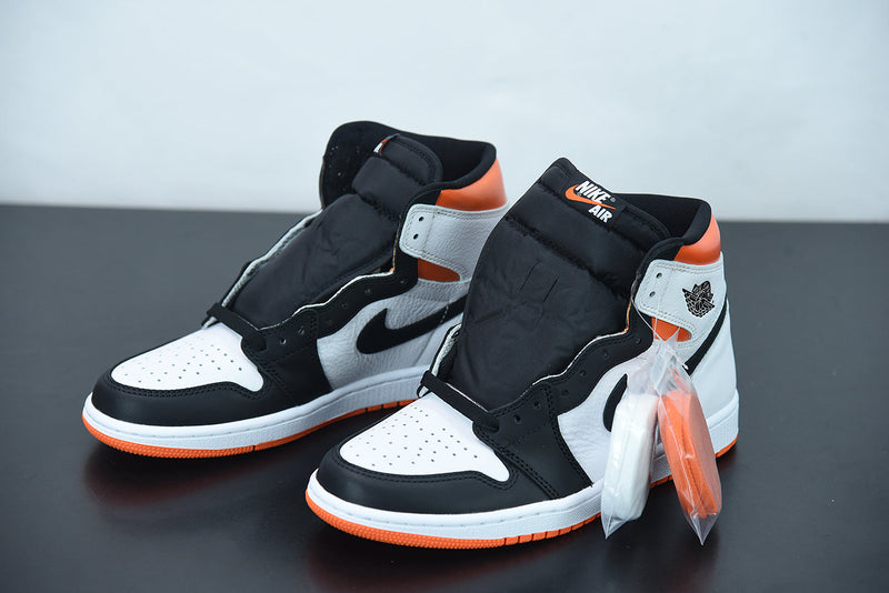Tênis Nike Air Jordan 1 High "High Electro Orange"