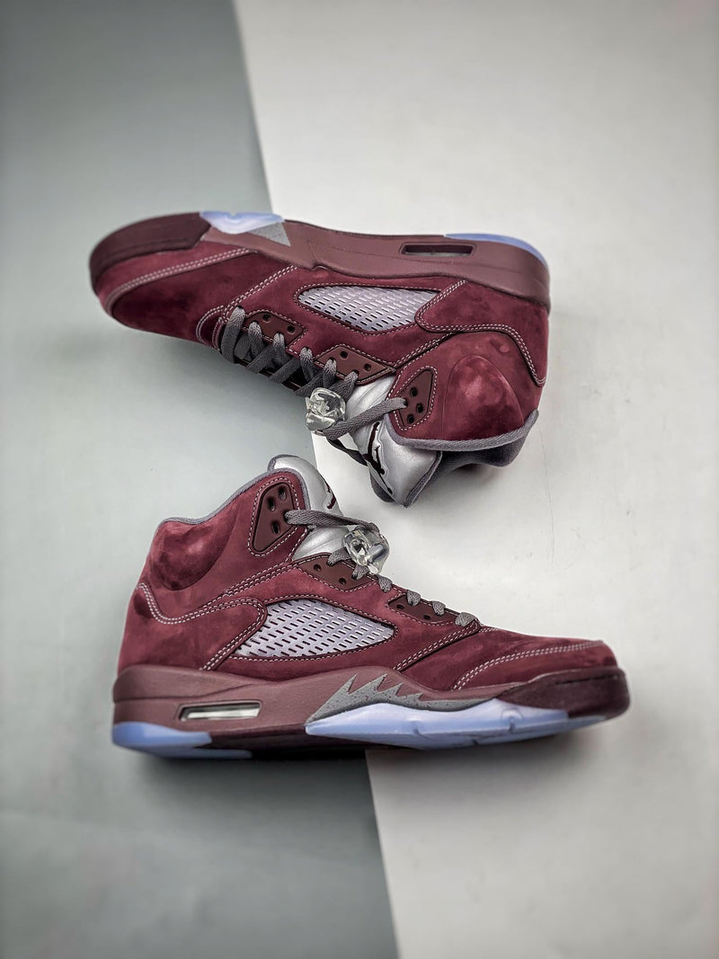 Tênis Nike Air Jordan 5 "Burgundy"