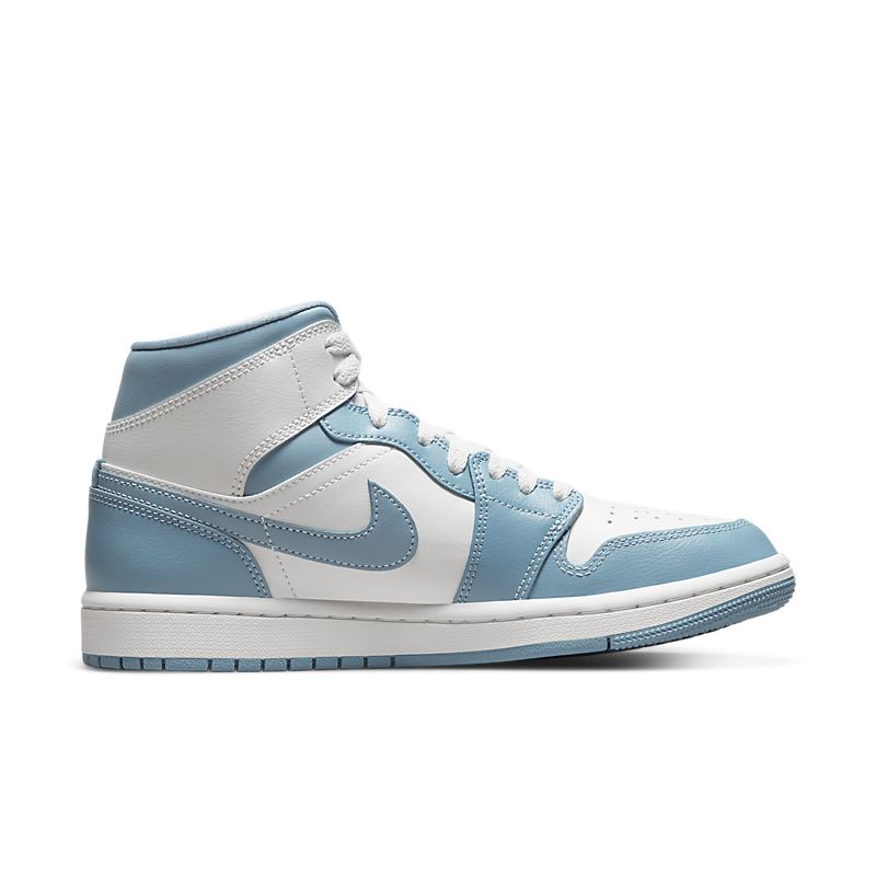 Tênis Nike Air Jordan 1 Mid University Blue