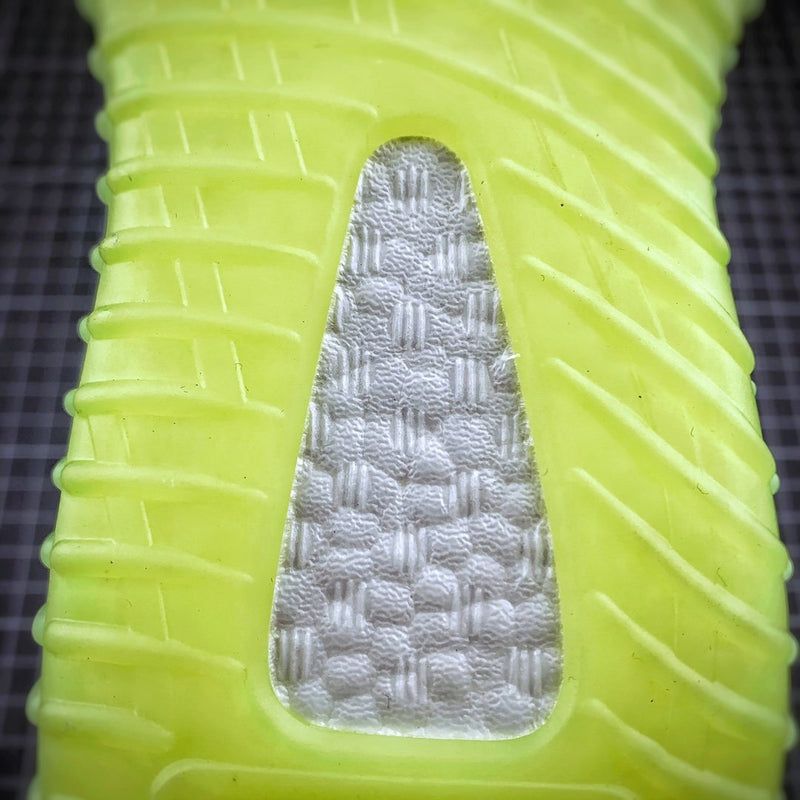 Tênis Adidas Yeezy Boost 350 V2 Yeezreel (Refletivo)