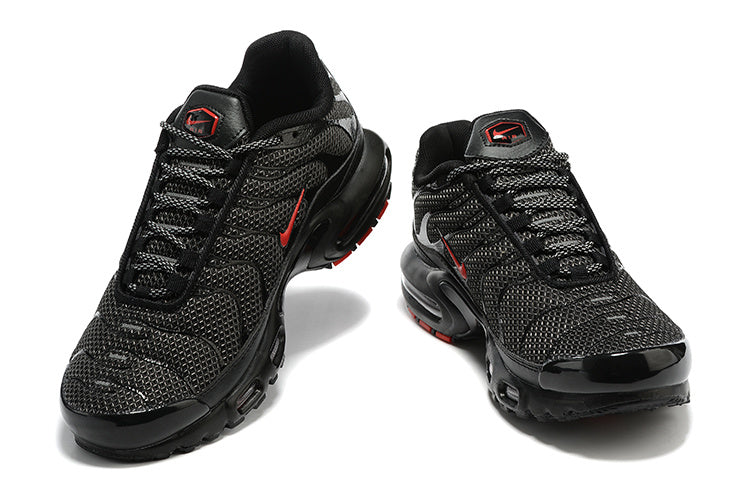 Tênis Nike Air Max Plus Tn "Black Metallic"