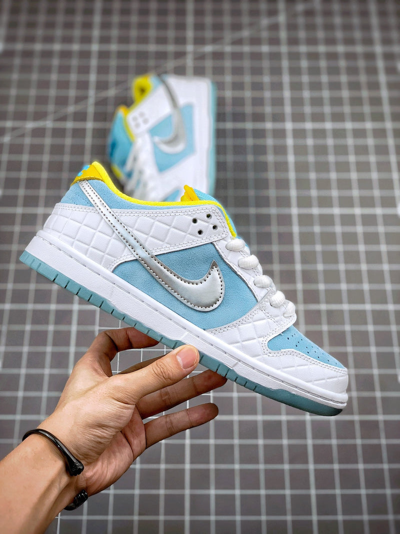 Tênis Nike SB Dunk Low Pro QS x FTC "Lagoon Pulse"