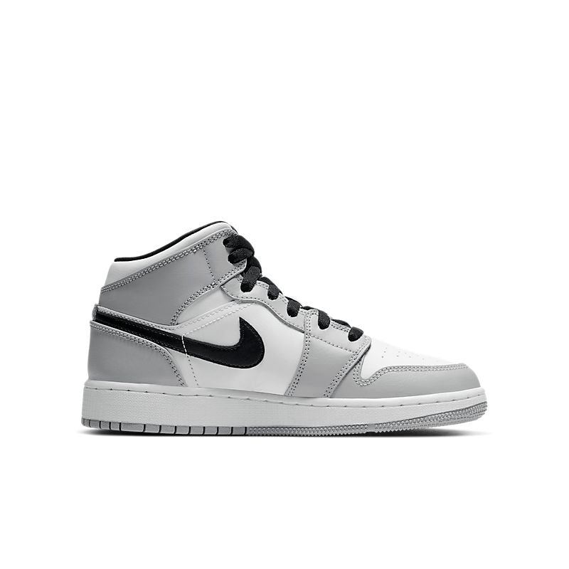 Tênis Nike Air Jordan 1 Mid Light Smoke Grey (GS)