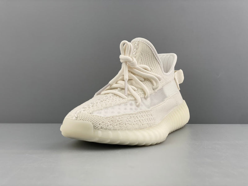 Tênis Adidas Yeezy Boost 350 V2 Bone